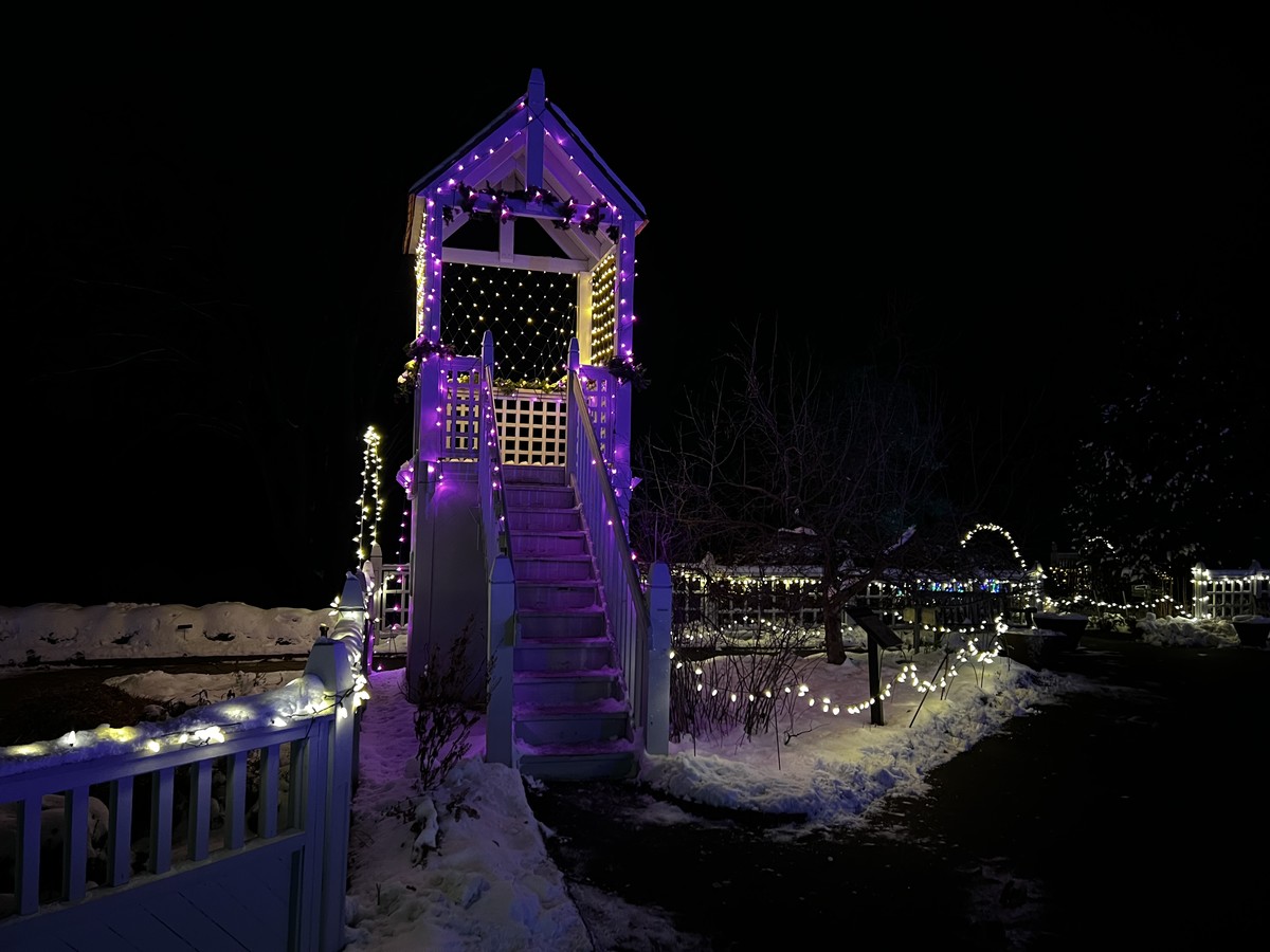 Winter Lights wedding tower